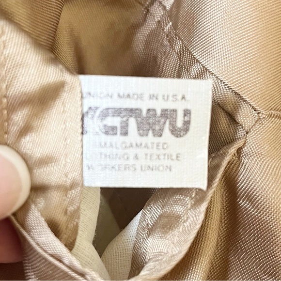 Vintage Pierre Cardin Size 44R Tan Wool Two Button Sport Coat Blazer Union Made - Picture 12 of 13